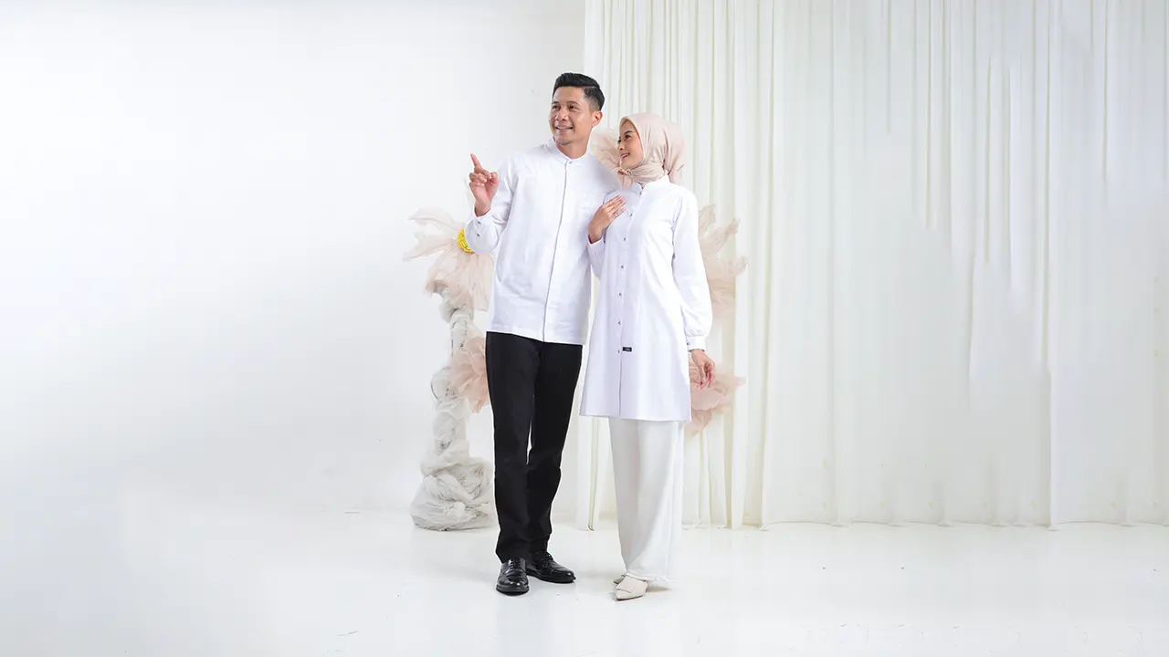 Feature spring couple