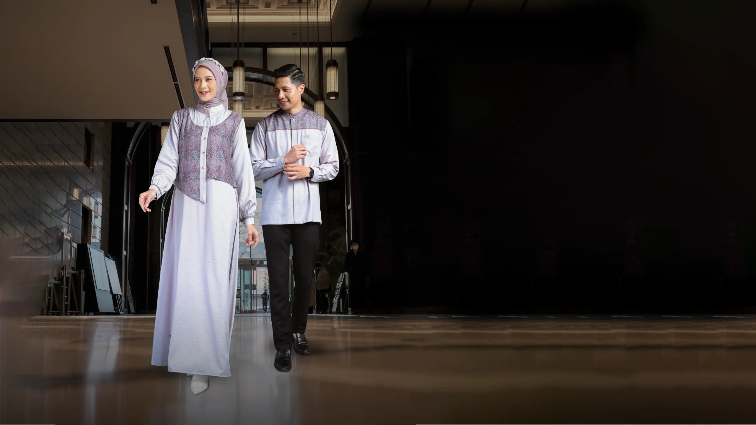 Feature outfit wisuda